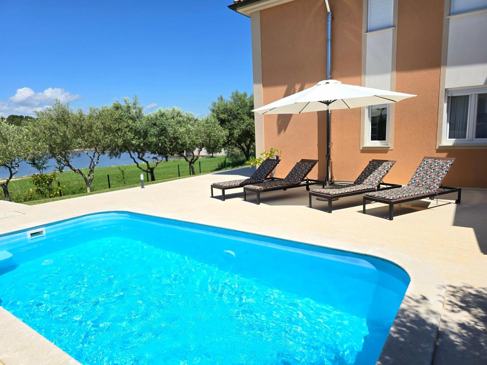 Olive Garden, Apartment With A Private Pool Banjole Exterior foto